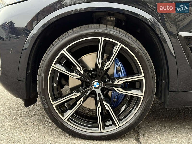 Внедорожник / Кроссовер BMW X5 2024 в Харькове