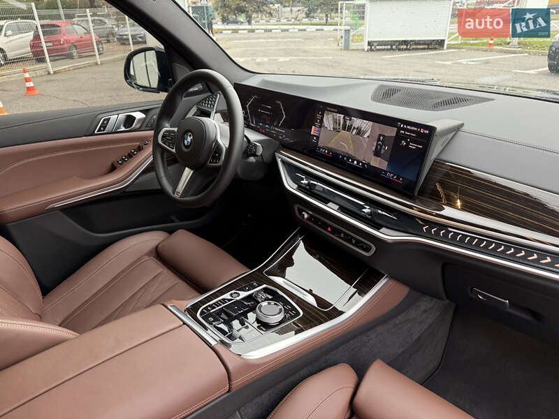 Внедорожник / Кроссовер BMW X5 2024 в Харькове