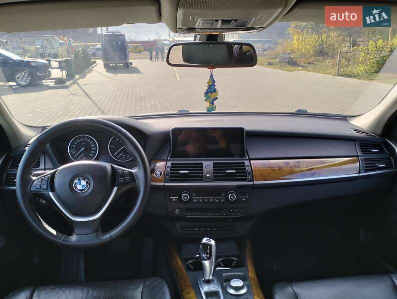 Внедорожник / Кроссовер BMW X5 2009 в Коломые