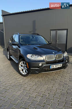 Внедорожник / Кроссовер BMW X5 2013 в Черновцах