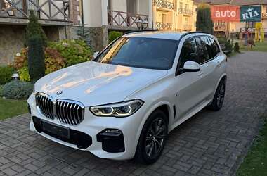 Позашляховик / Кросовер BMW X5 2021 в Чернівцях