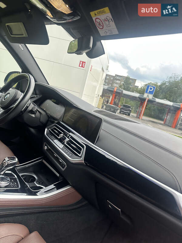 Внедорожник / Кроссовер BMW X5 2019 в Сарнах