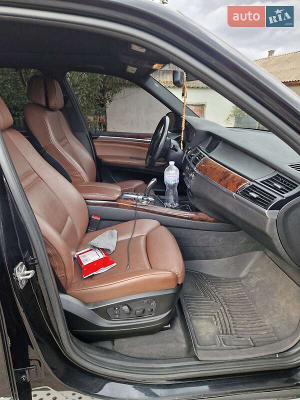 Внедорожник / Кроссовер BMW X5 2011 в Кривом Озере фото 3 Внедорожник / Кроссовер BMW X5 2011 в Кривом Озере