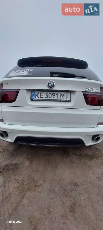 Внедорожник / Кроссовер BMW X5 2012 в Першотравенске