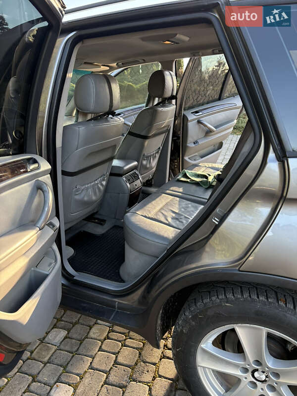 Внедорожник / Кроссовер BMW X5 2004 в Львове