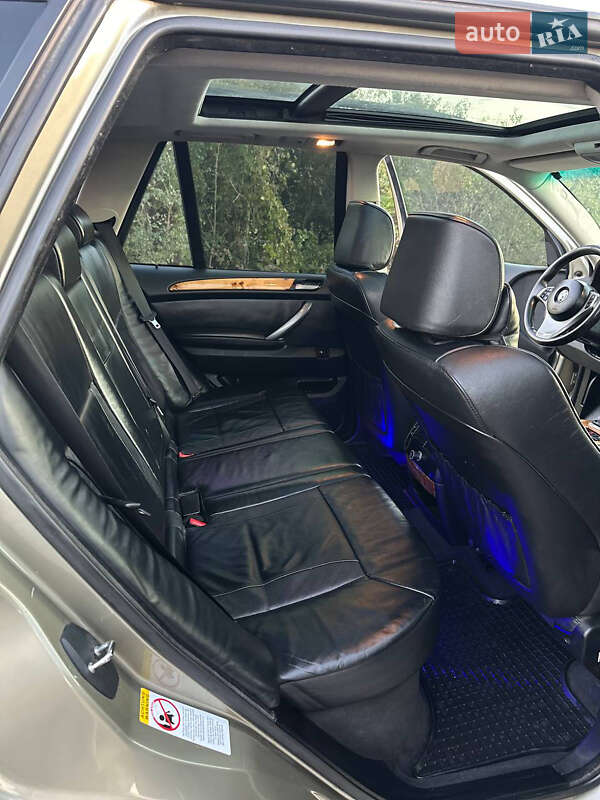 Позашляховик / Кросовер BMW X5 2006 в Луцьку