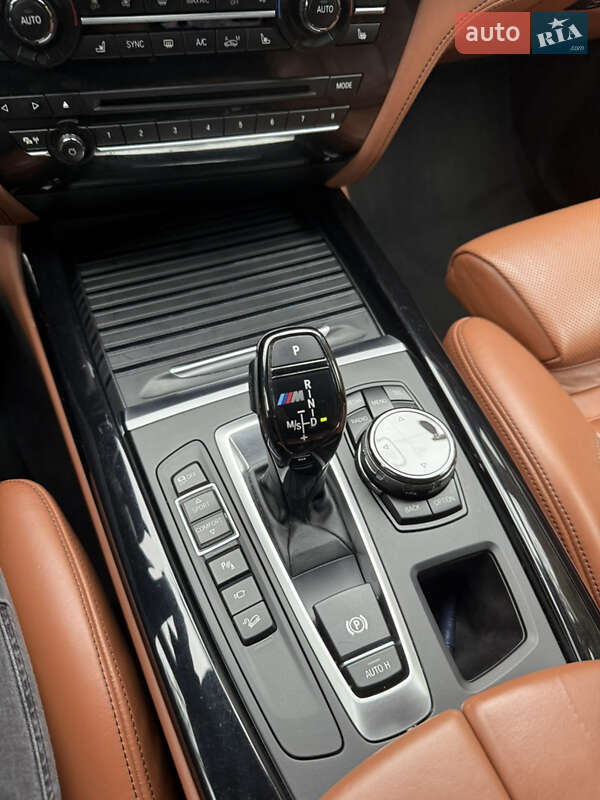 Позашляховик / Кросовер BMW X5 2015 в Одесі