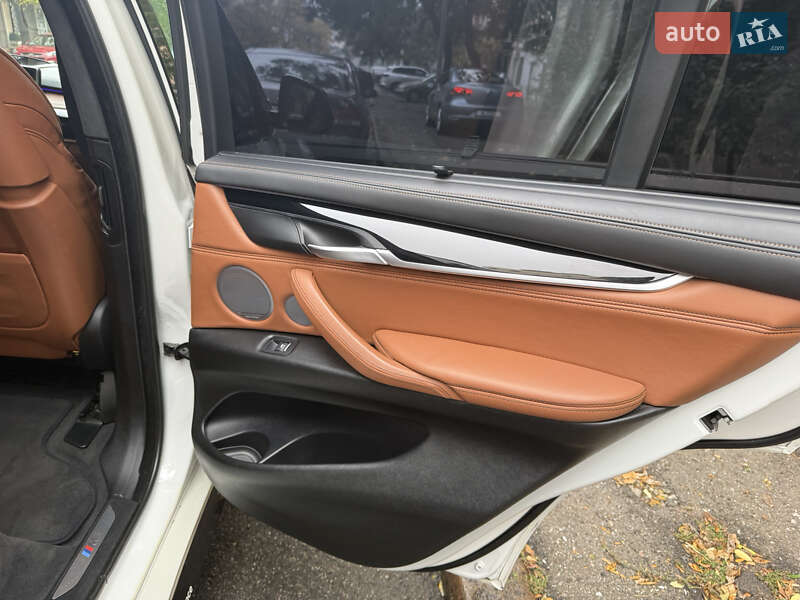 Позашляховик / Кросовер BMW X5 2015 в Одесі