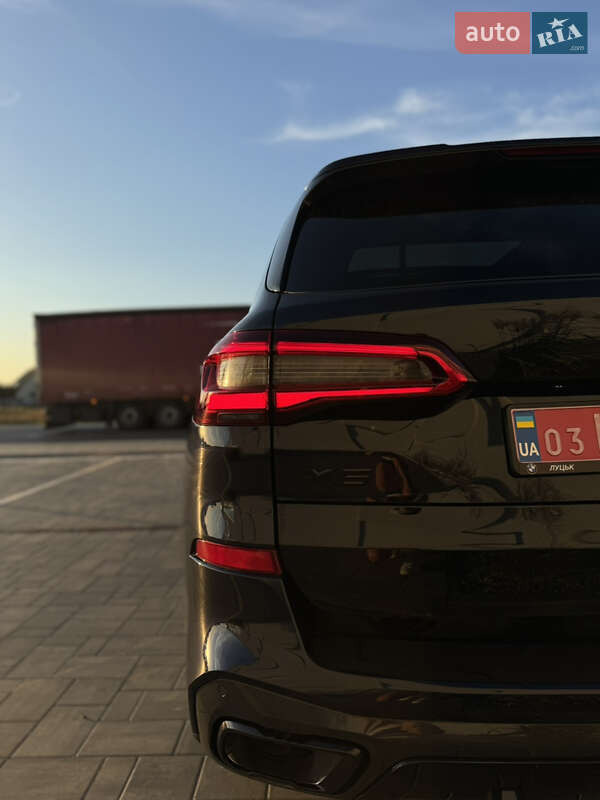 Внедорожник / Кроссовер BMW X5 2019 в Днепре