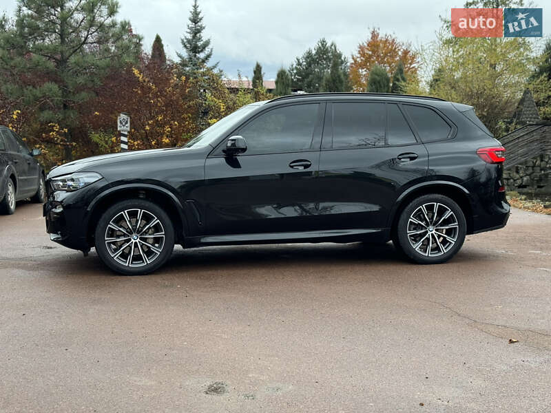 Позашляховик / Кросовер BMW X5 2019 в Івано-Франківську
