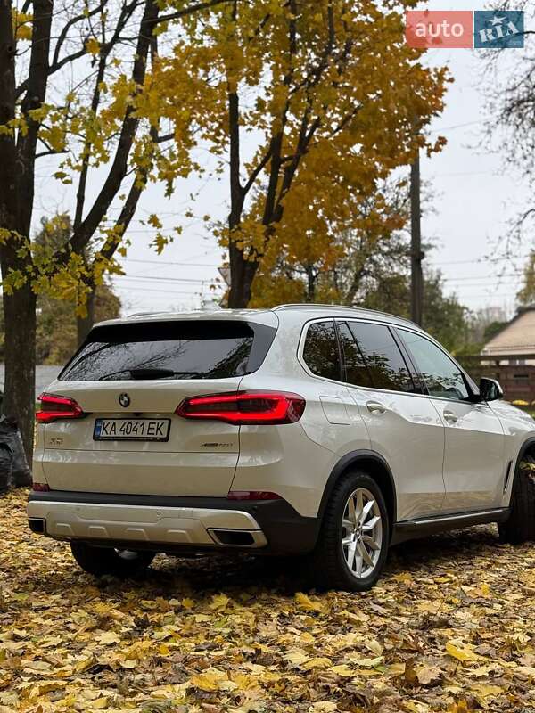 Внедорожник / Кроссовер BMW X5 2019 в Киеве