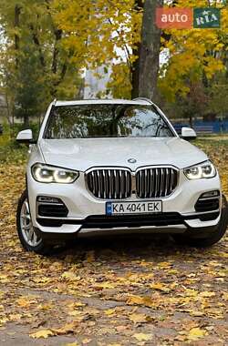 Внедорожник / Кроссовер BMW X5 2019 в Киеве