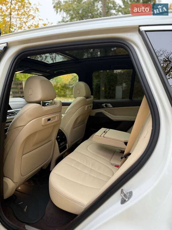 Внедорожник / Кроссовер BMW X5 2019 в Киеве