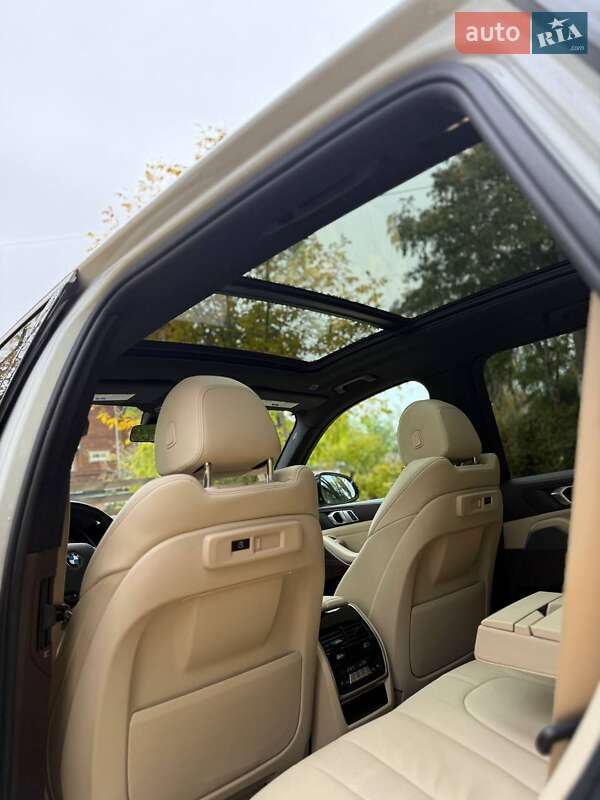 Внедорожник / Кроссовер BMW X5 2019 в Киеве