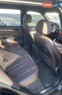 Внедорожник / Кроссовер BMW X5 2016 в 