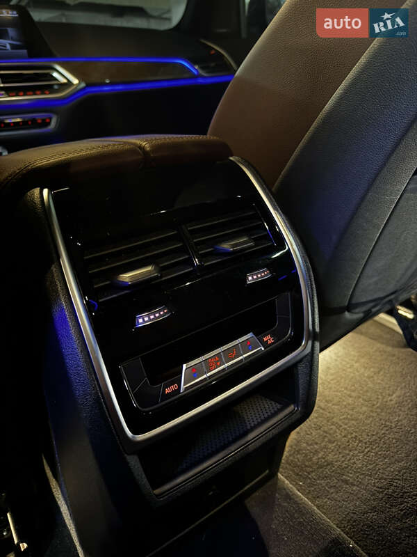 Внедорожник / Кроссовер BMW X5 2019 в Киеве