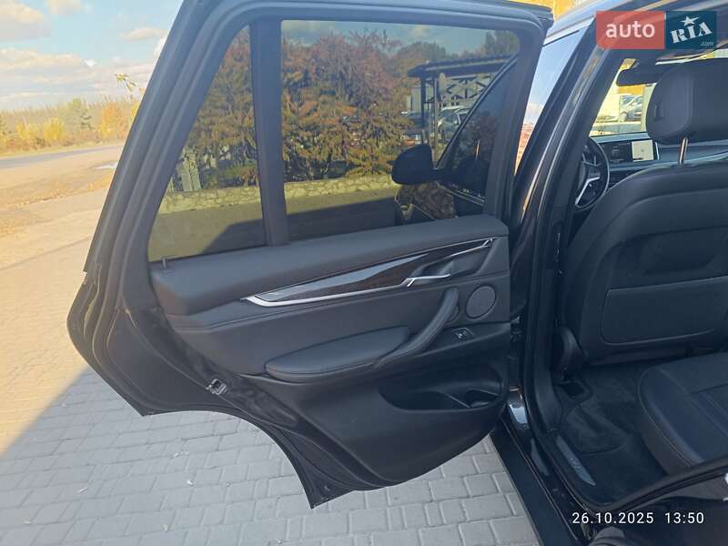 Внедорожник / Кроссовер BMW X5 2017 в Городке