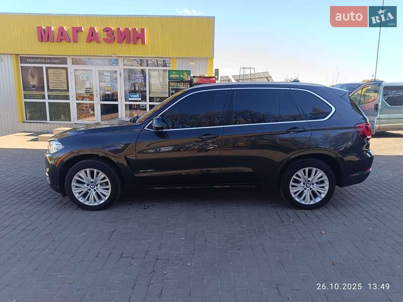 Внедорожник / Кроссовер BMW X5 2017 в Городке