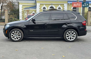 Позашляховик / Кросовер BMW X5 2013 в 