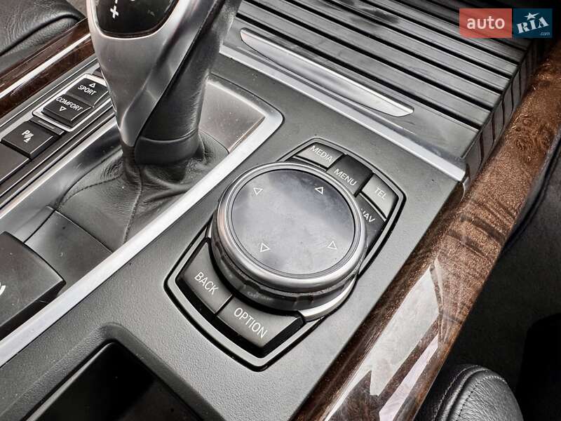 Позашляховик / Кросовер BMW X5 2014 в Одесі