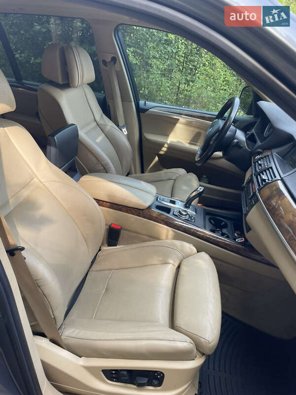 Внедорожник / Кроссовер BMW X5 2010 в Сокале фото 25 Внедорожник / Кроссовер BMW X5 2010 в Сокале