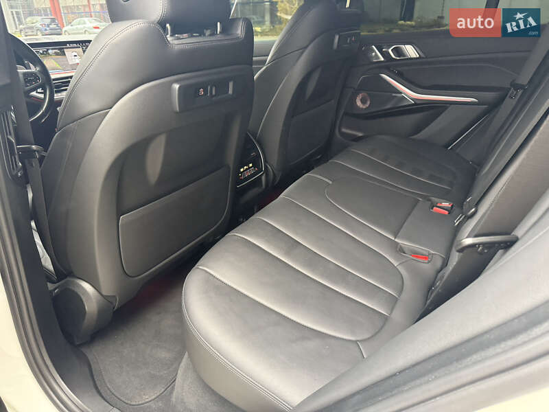 Внедорожник / Кроссовер BMW X5 2021 в Киеве