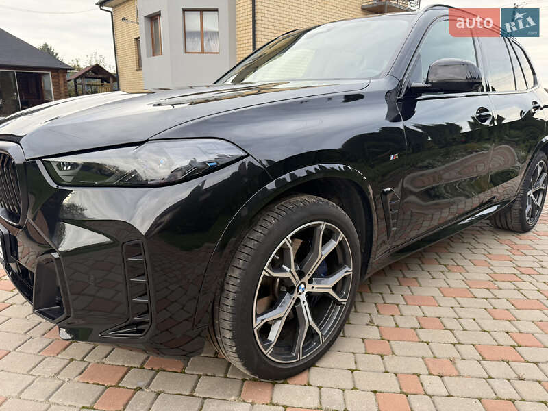 Внедорожник / Кроссовер BMW X5 2023 в Луцке