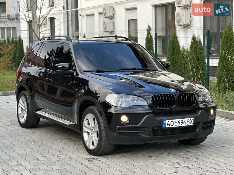 Внедорожник / Кроссовер BMW X5 2008 в Ужгороде