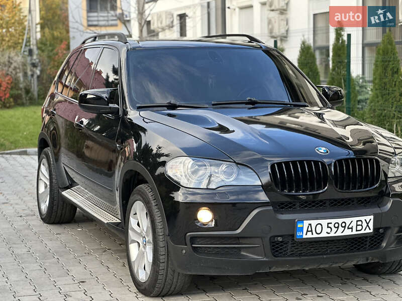 Внедорожник / Кроссовер BMW X5 2008 в Ужгороде