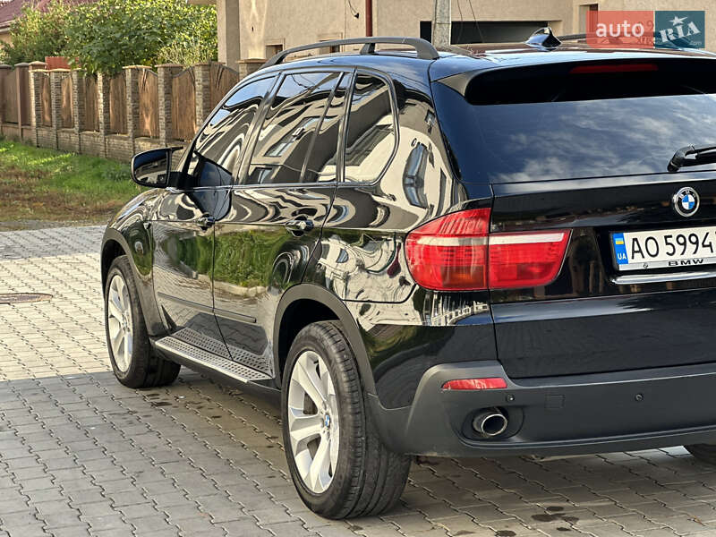 Внедорожник / Кроссовер BMW X5 2008 в Ужгороде