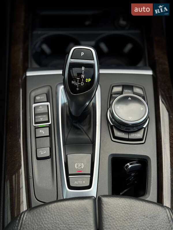 Внедорожник / Кроссовер BMW X5 2015 в Турийске