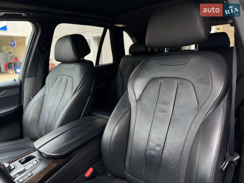 Внедорожник / Кроссовер BMW X5 2015 в Турийске