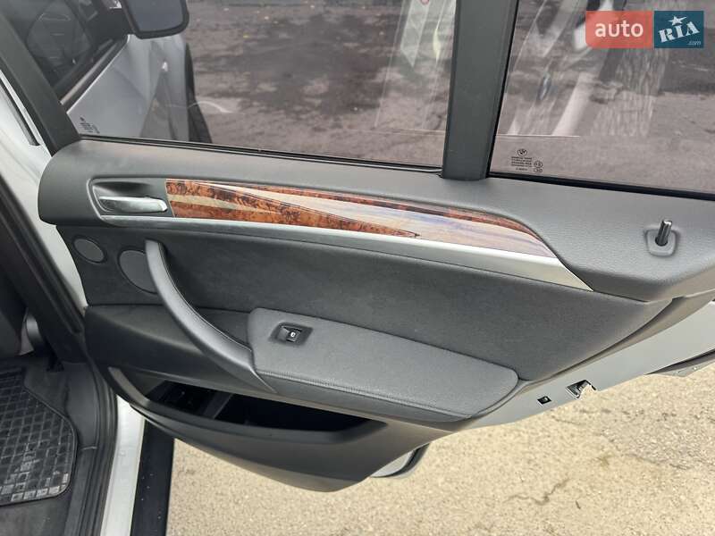 Позашляховик / Кросовер BMW X5 2008 в Тернополі