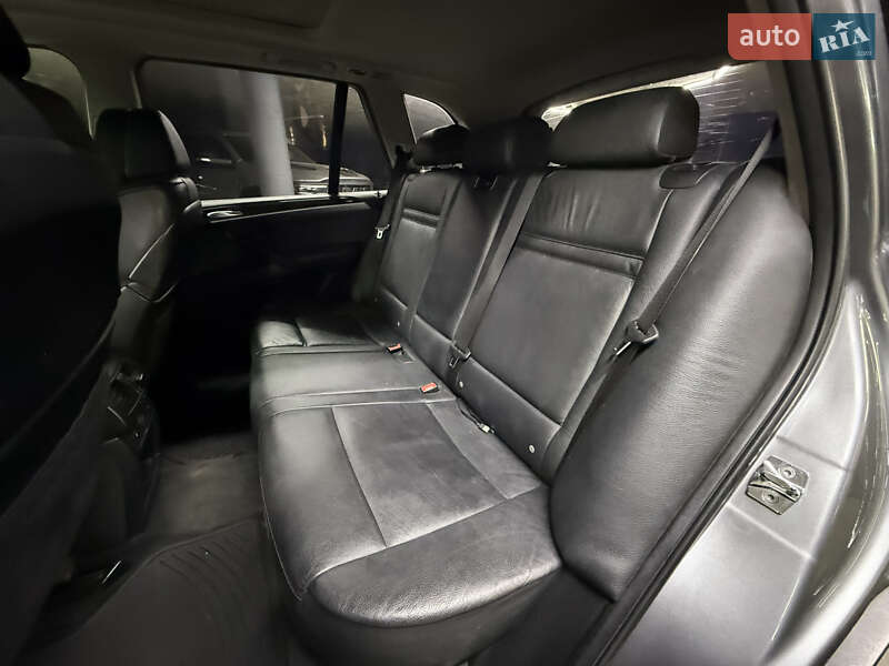 Внедорожник / Кроссовер BMW X5 2009 в Одессе