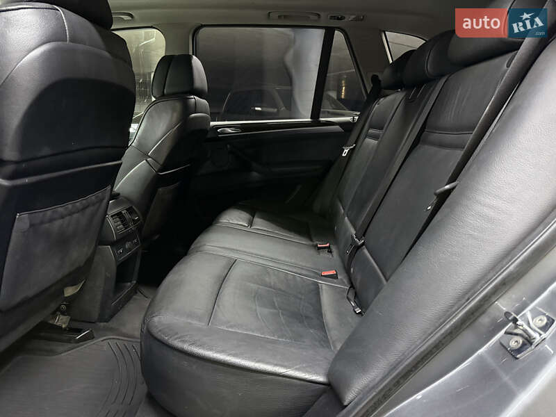 Внедорожник / Кроссовер BMW X5 2009 в Одессе