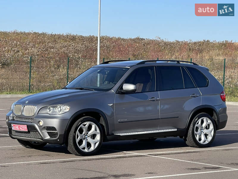 Позашляховик / Кросовер BMW X5 2012 в Рівному