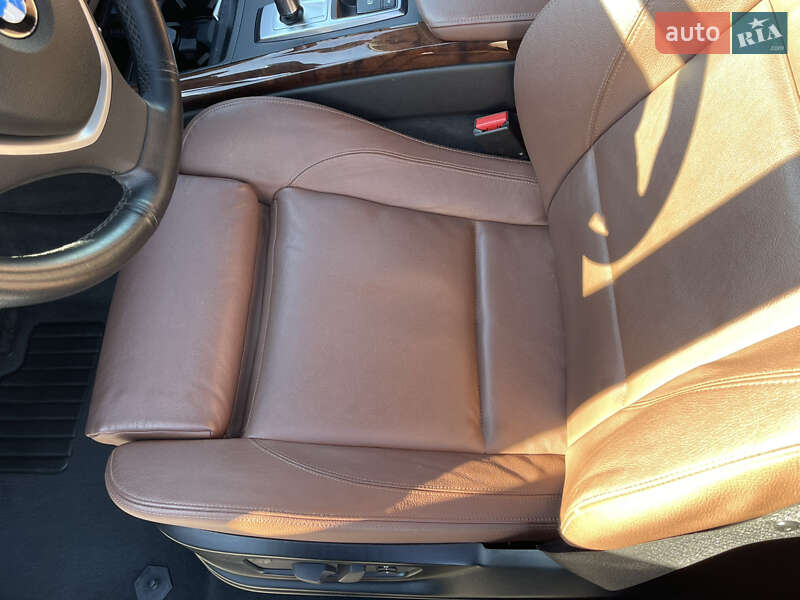 Позашляховик / Кросовер BMW X5 2012 в Рівному