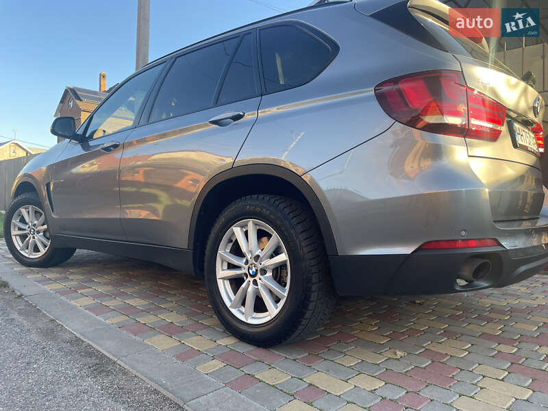 Внедорожник / Кроссовер BMW X5 2015 в Одессе