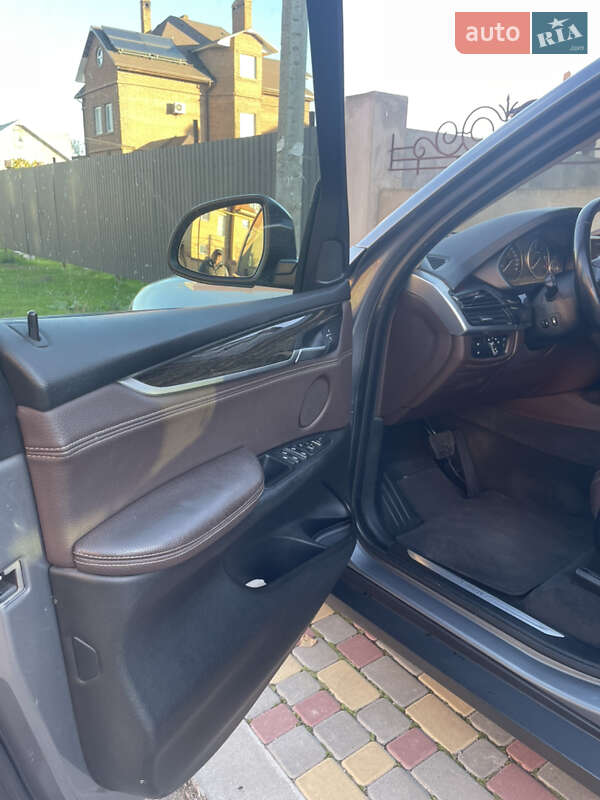 Внедорожник / Кроссовер BMW X5 2015 в Одессе