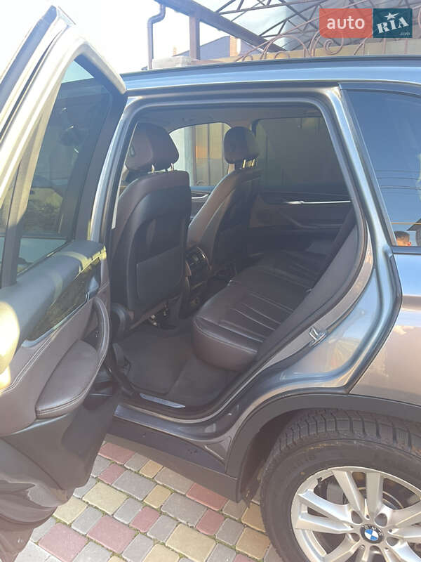 Внедорожник / Кроссовер BMW X5 2015 в Одессе