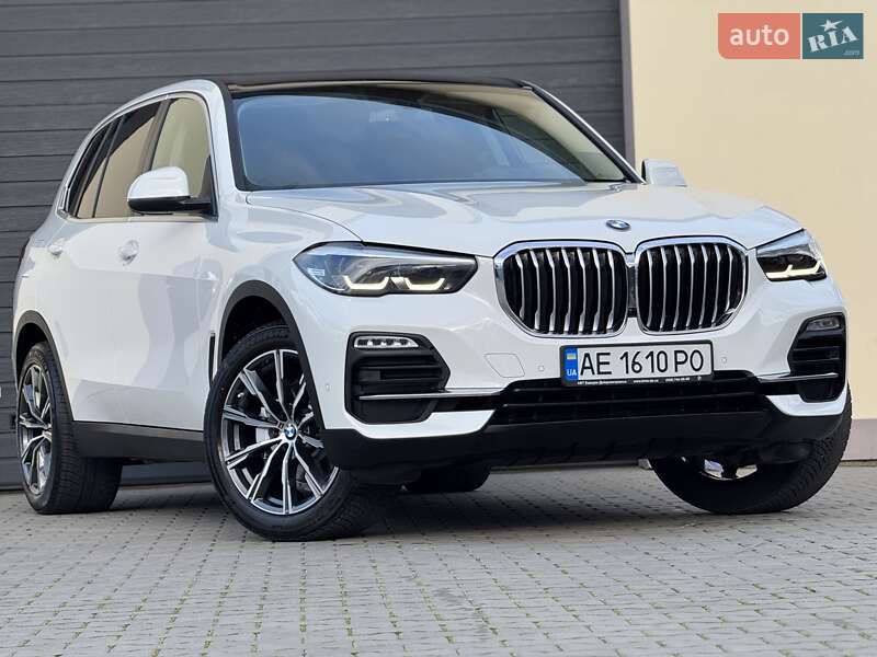 Позашляховик / Кросовер BMW X5 2021 в Стрию