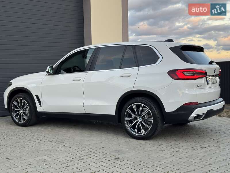Позашляховик / Кросовер BMW X5 2021 в Стрию