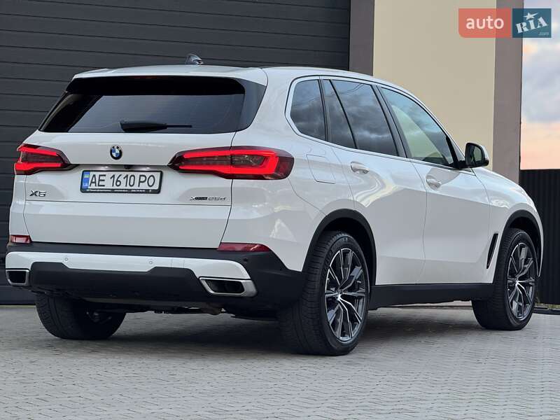 Позашляховик / Кросовер BMW X5 2021 в Стрию