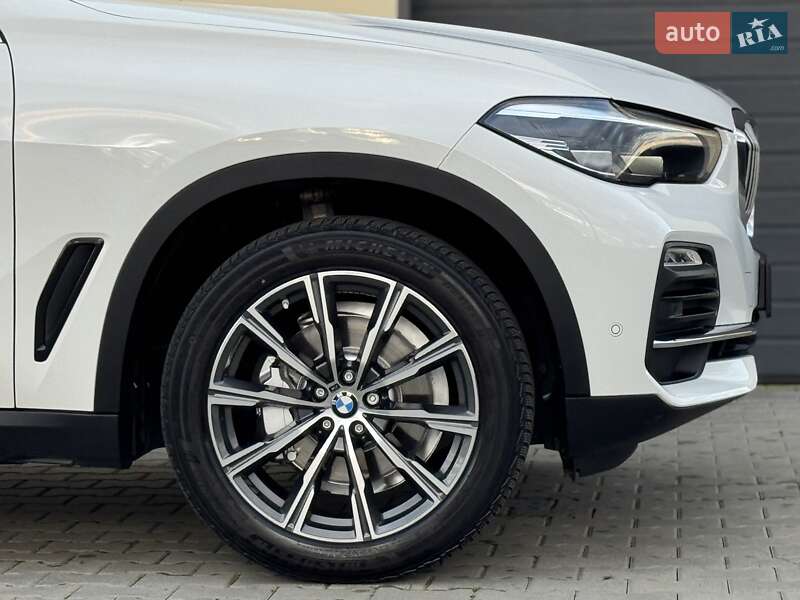 Позашляховик / Кросовер BMW X5 2021 в Стрию