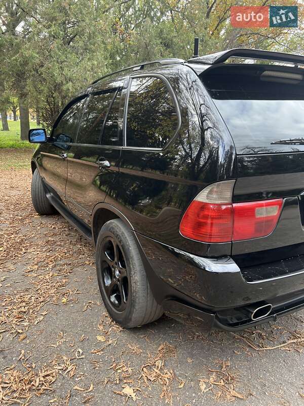 Внедорожник / Кроссовер BMW X5 2002 в Харькове