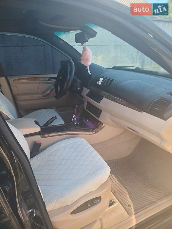 Внедорожник / Кроссовер BMW X5 2002 в Харькове