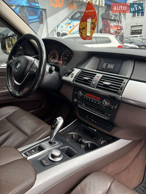 Внедорожник / Кроссовер BMW X5 2008 в Житомире