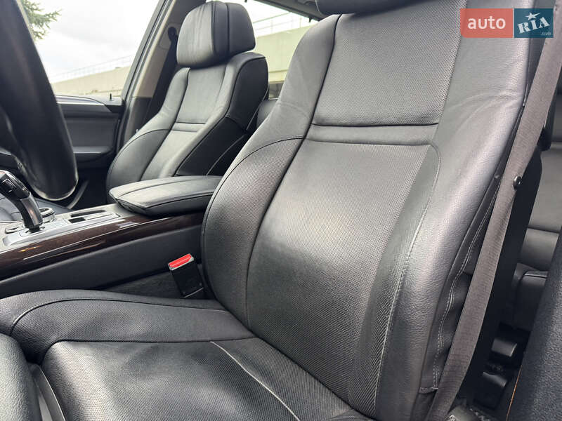 Внедорожник / Кроссовер BMW X5 2012 в Киеве