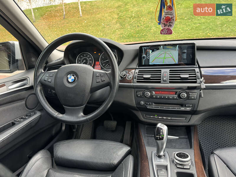 Внедорожник / Кроссовер BMW X5 2012 в Киеве