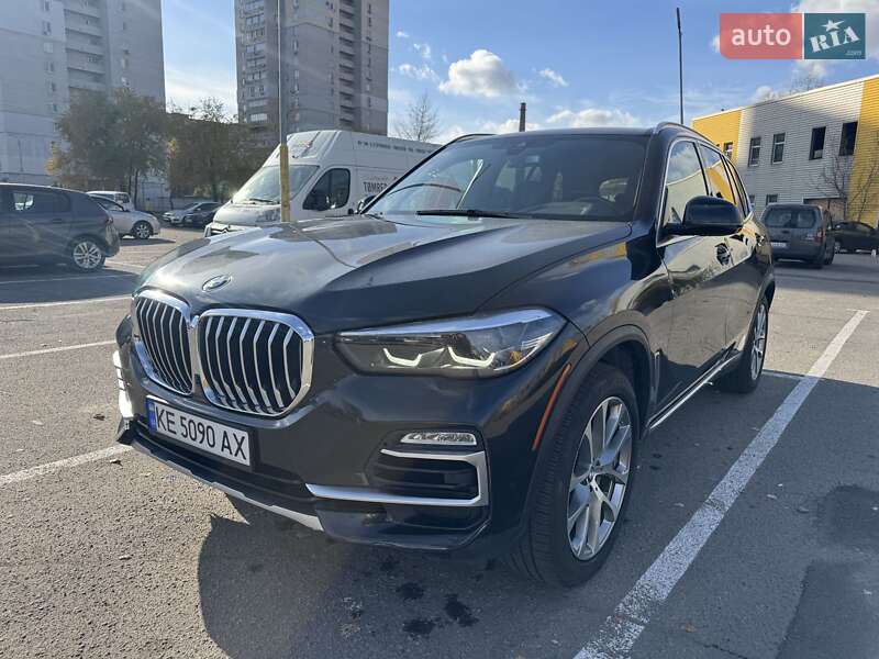BMW X5 2019